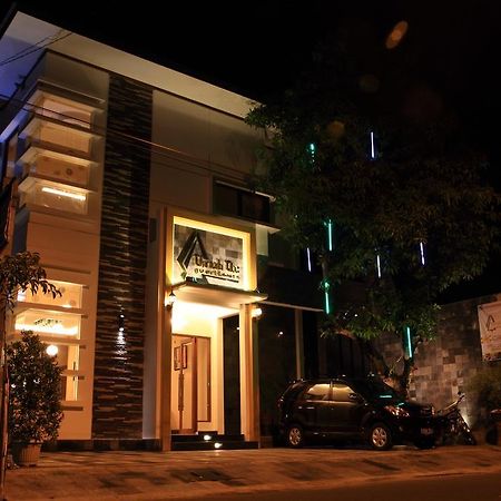 Omah Qu Guesthouse Malioboro Yogyakarta Exterior photo