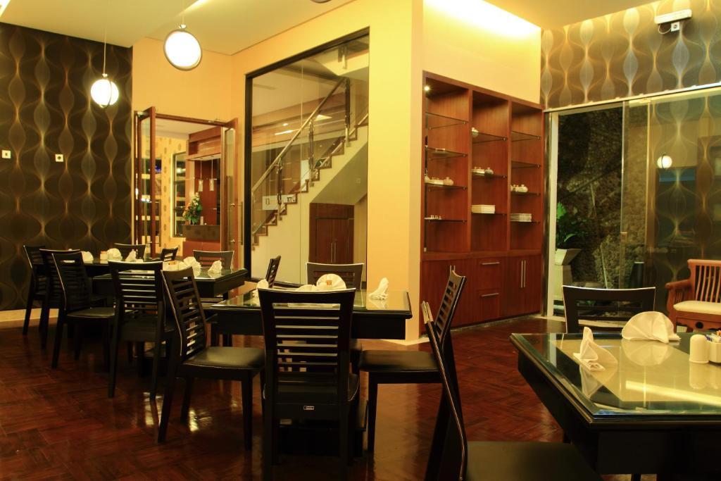Omah Qu Guesthouse Malioboro Yogyakarta Exterior photo