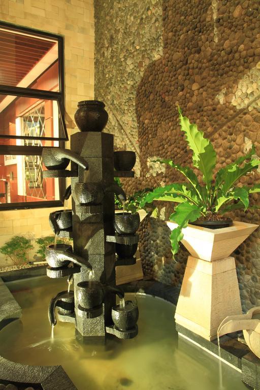 Omah Qu Guesthouse Malioboro Yogyakarta Exterior photo